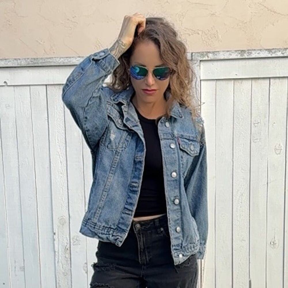 BAD BUNNY Un Verano Sin Ti Reggaeton House Upcycled Retro Denim Jacket Size L - Picture 2 of 14